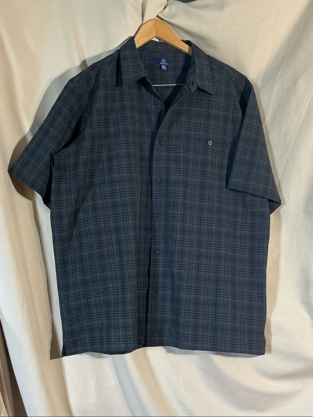 George Men's Short Sleeve Plaid Button-Down Shirt in Navy and Black